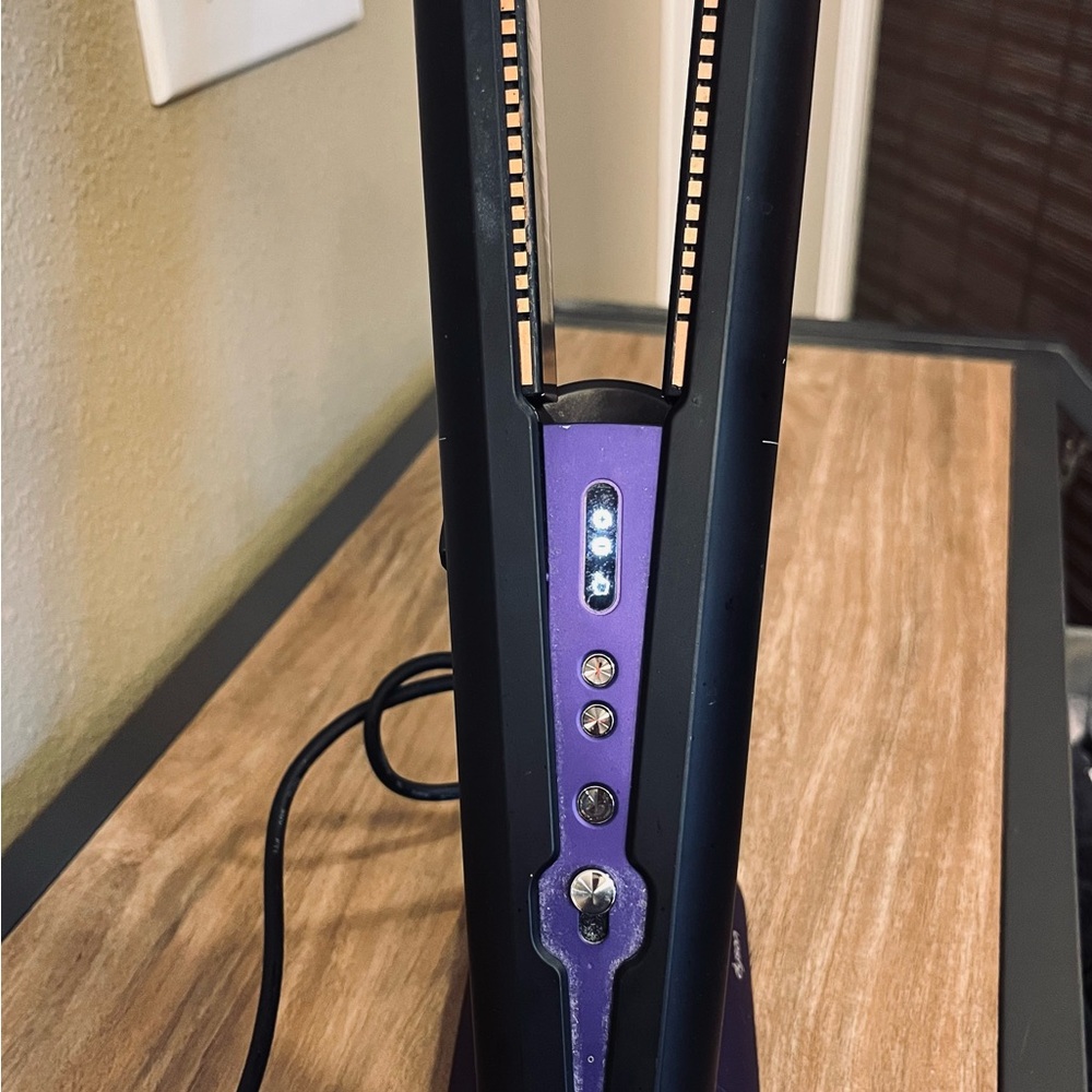 Dyson Purple and Black Hair Styler
